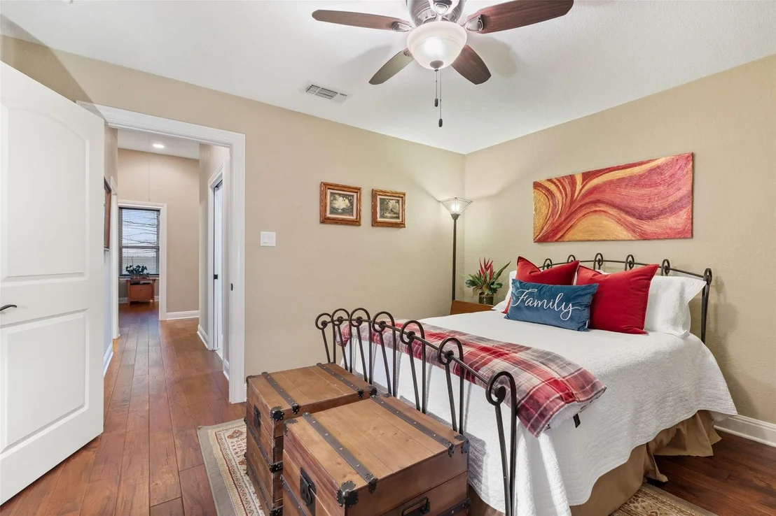 Photo of 348 Carlson CIR