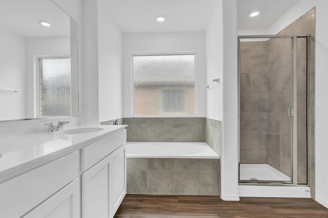 Photo of 332 Escondido CIR