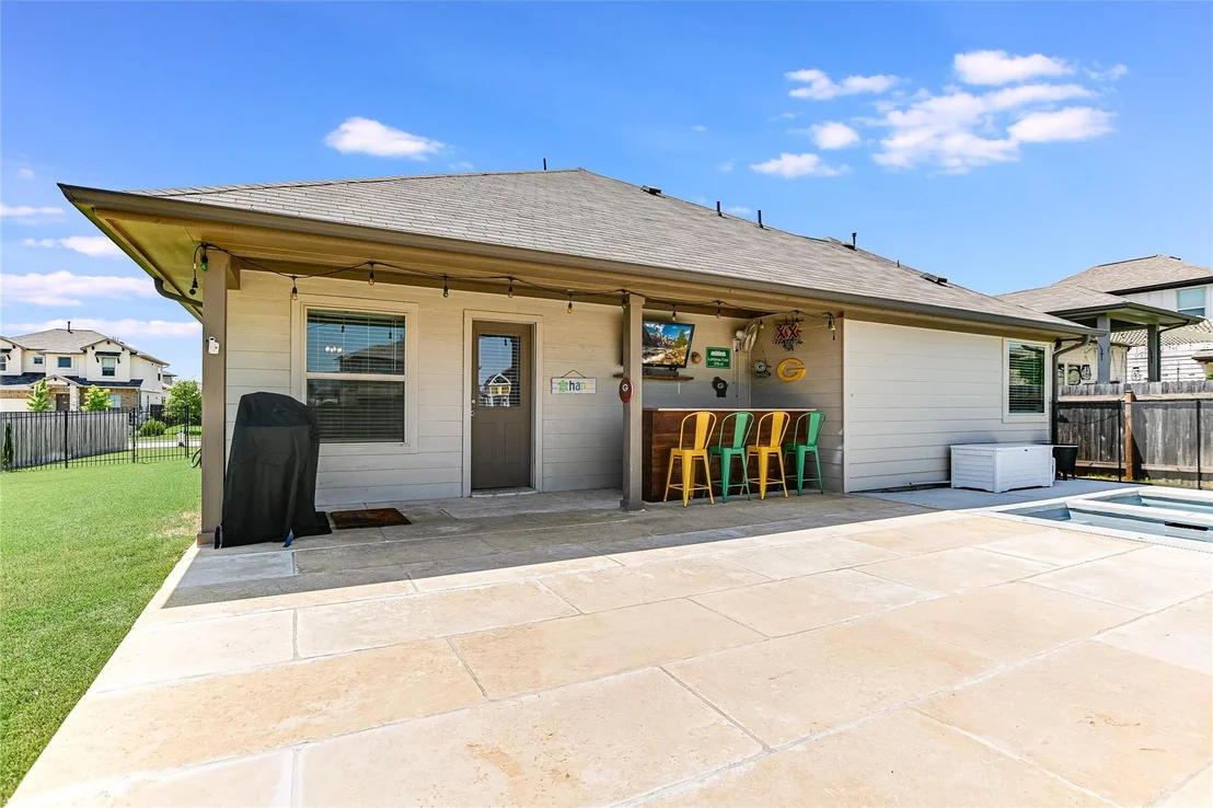 Photo of 929 Medina WAY