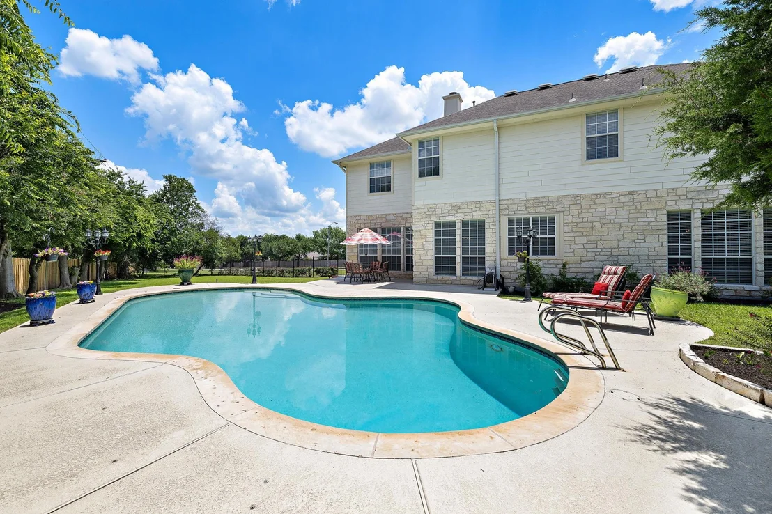 Photo of 3818 Forest Creek DR
