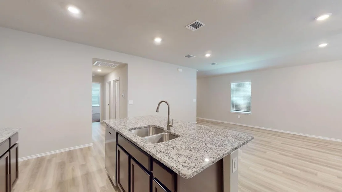 Photo of 417 Hector LOOP