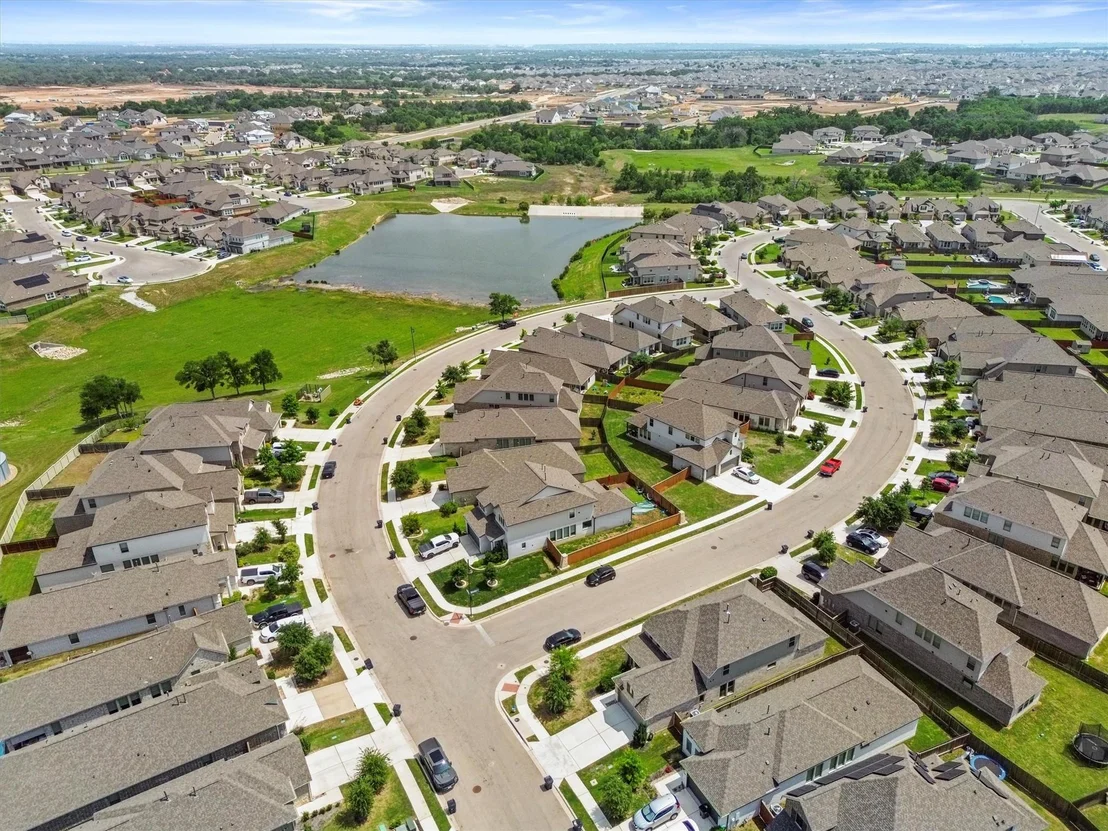 Photo of 120 Freeman Loop LOOP