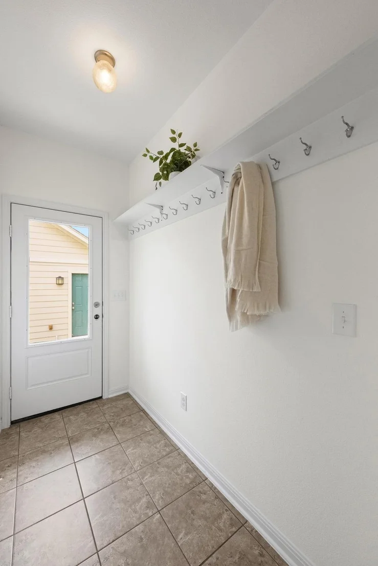 Photo of 1267 Sanders