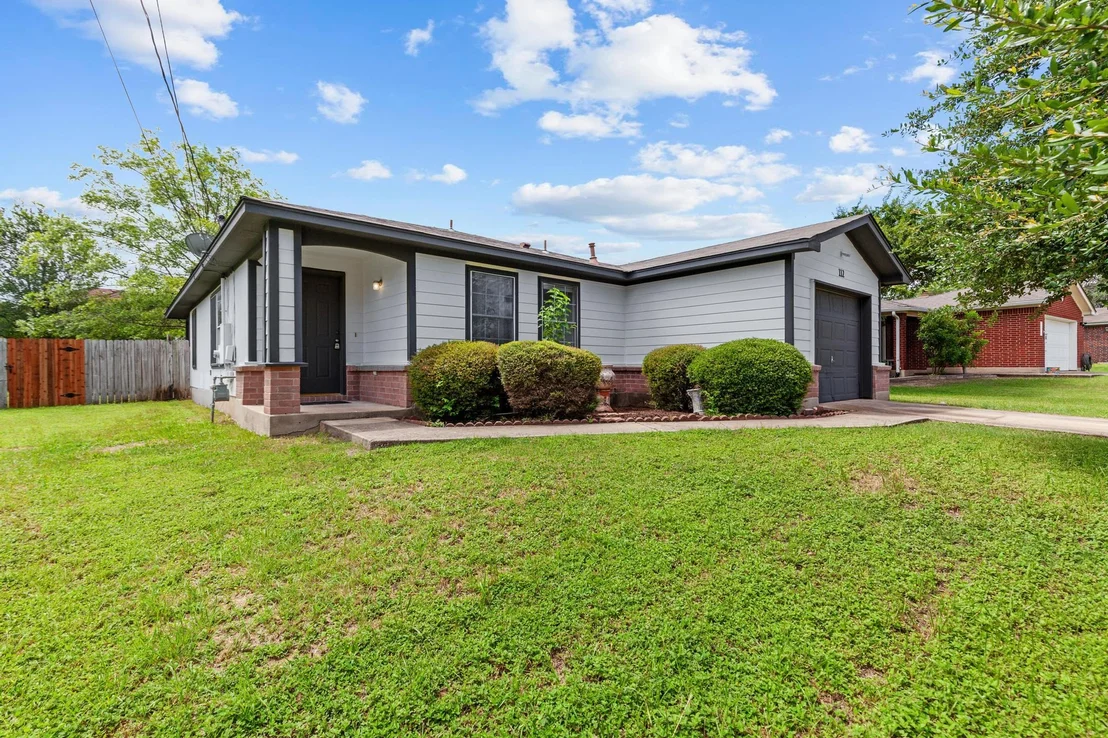 Photo of 112 James Lin CIR