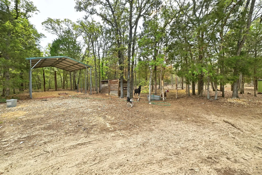 Photo of 124 Coyote LN