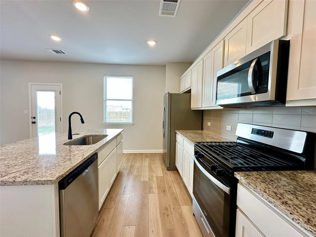 Photo of 149 Gullivers DR