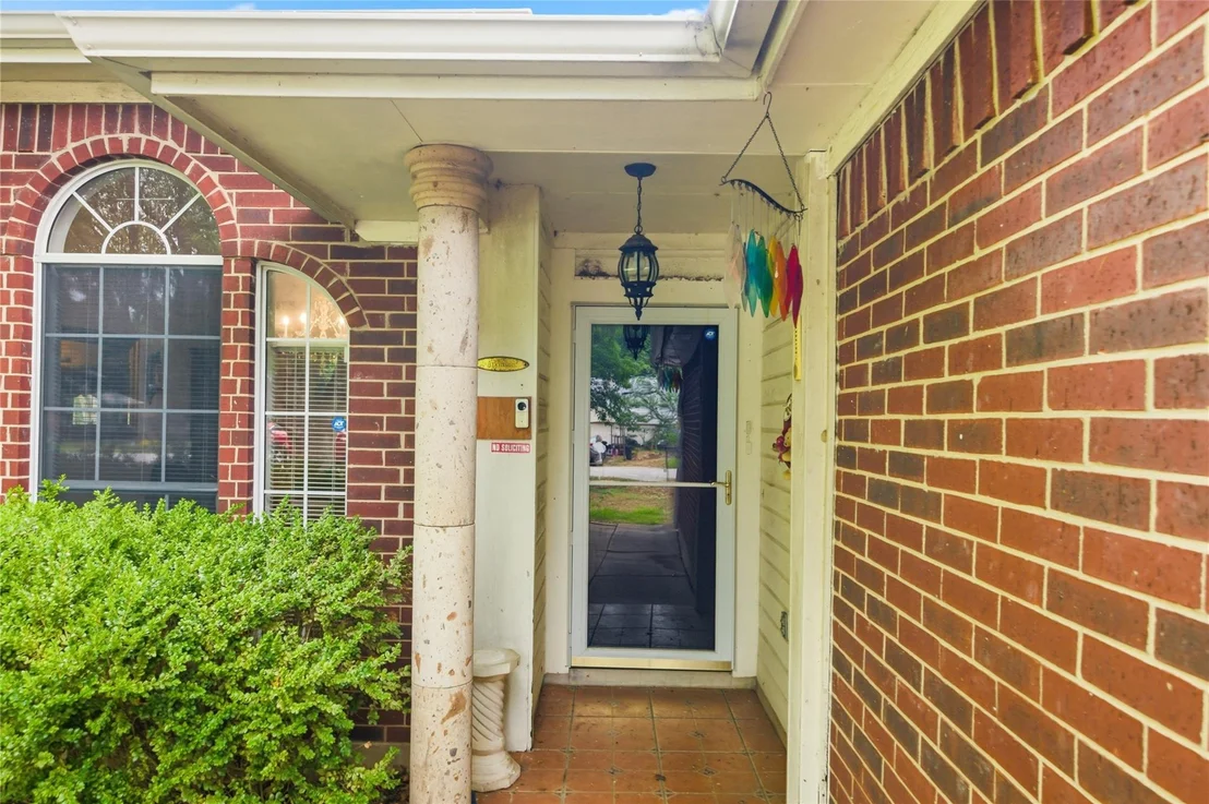 Photo of 1427 Crete LN