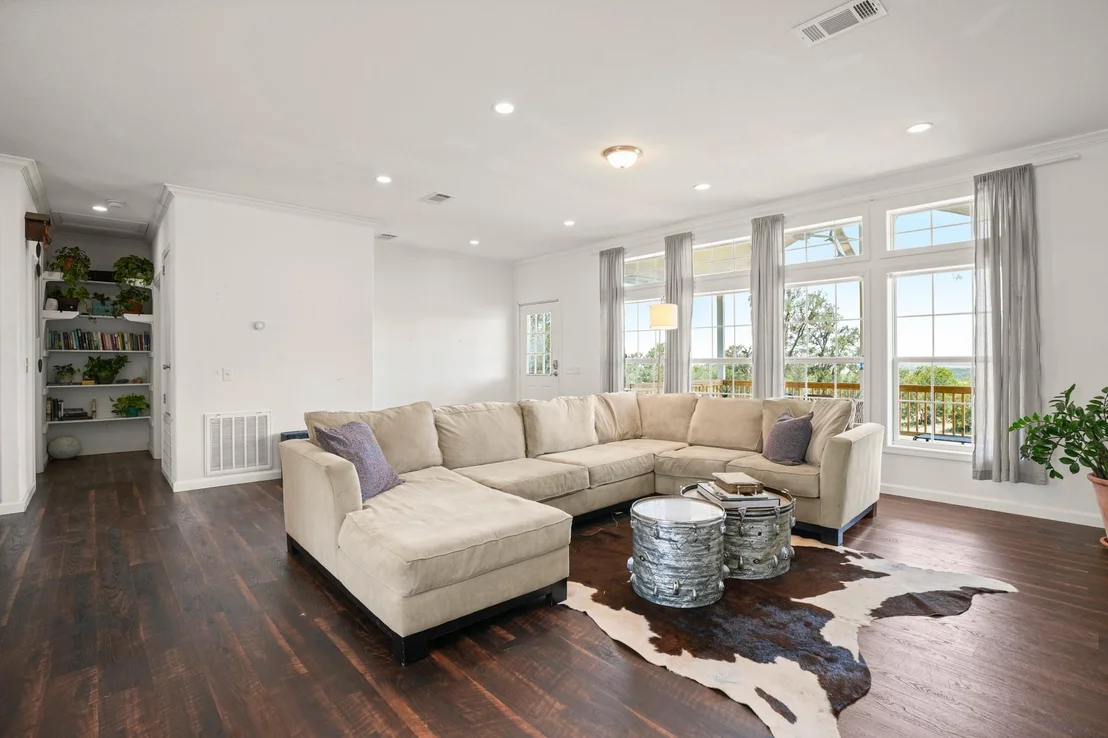 Photo of 15701 Forest Glen CV