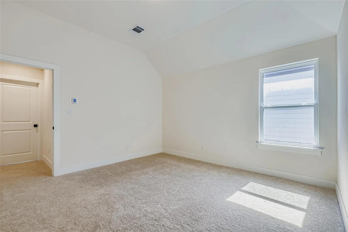 Photo of 320 Autumn Oak WAY