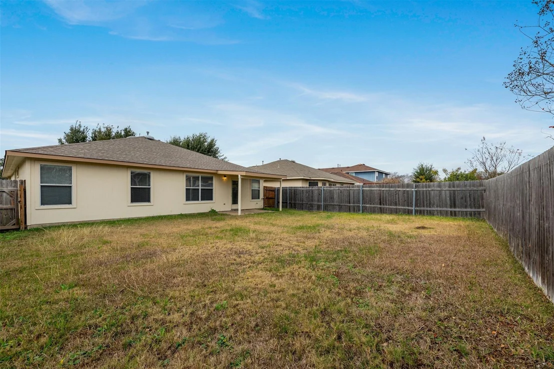 Photo of 18412 Sunhaven CV
