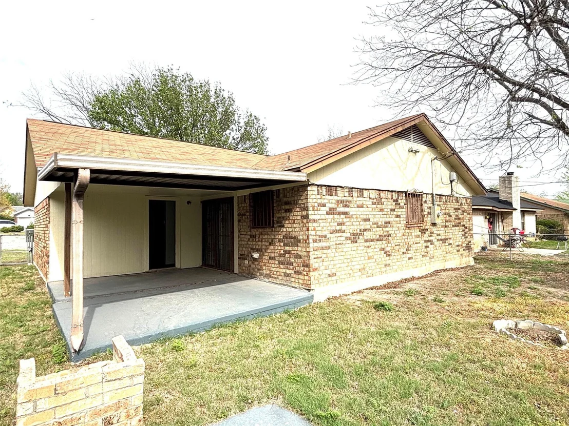 Photo of 2616 Hidden Valley DR