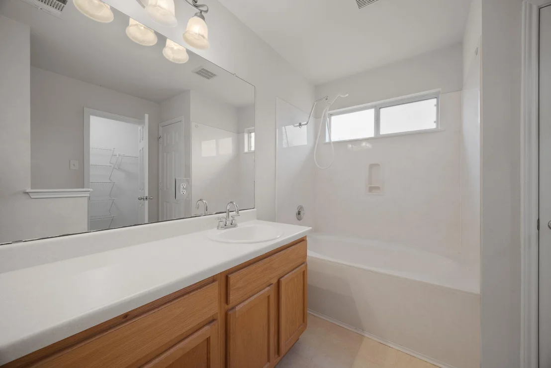 Photo of 904 Sally Lunn WAY