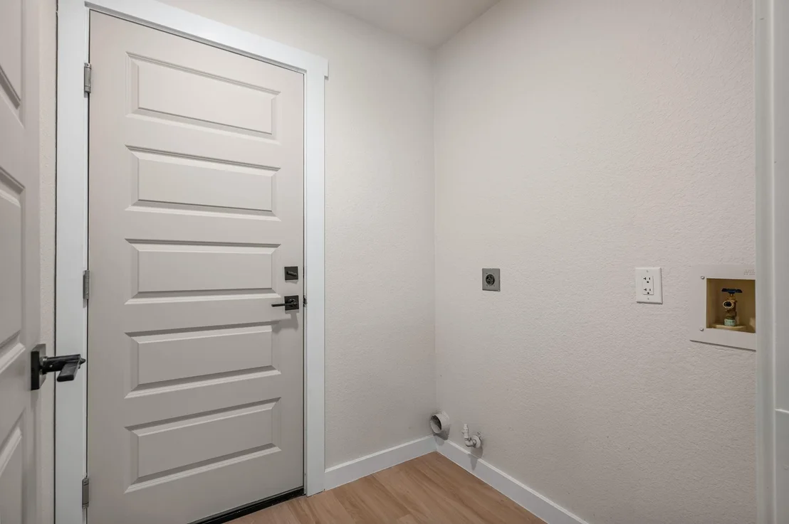 Photo of 8003 Petaca TRL