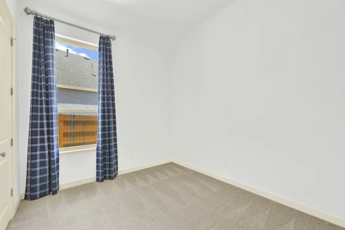 Photo of 209 Lady Bug RD