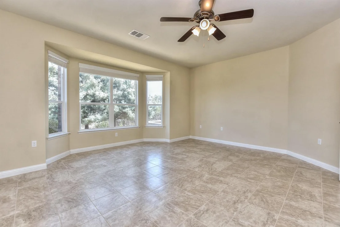 Photo of 107 Davis Mountain CIR