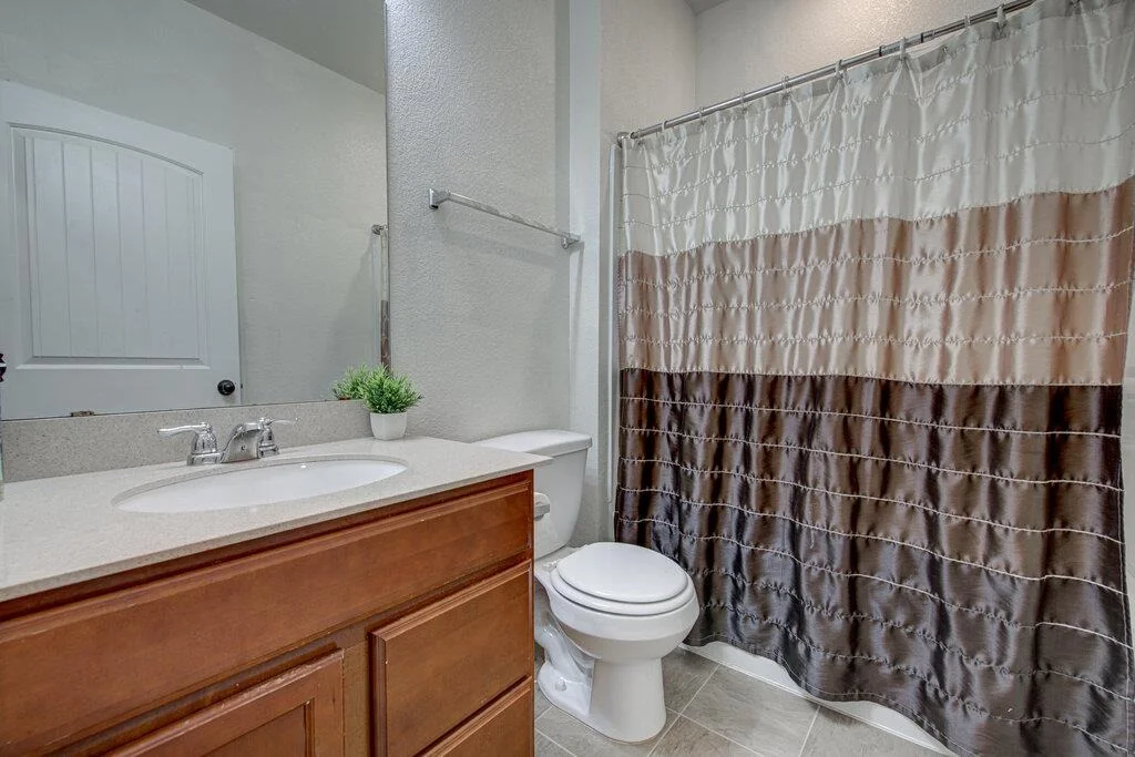 Photo of 900 Solitude DR