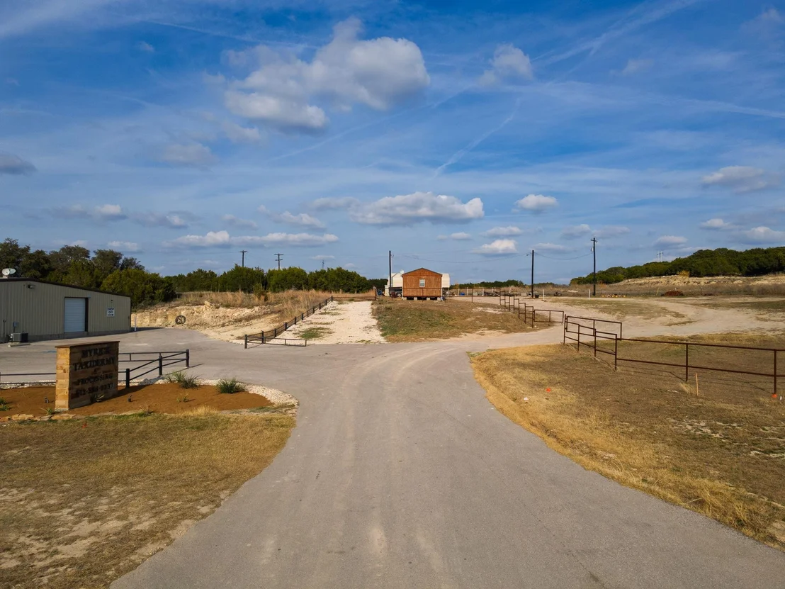 Photo of 774 N 183 Highway