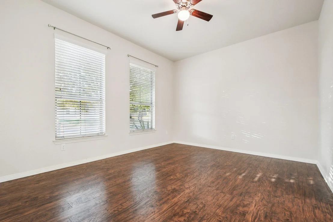 Photo of 634 Irvin DR