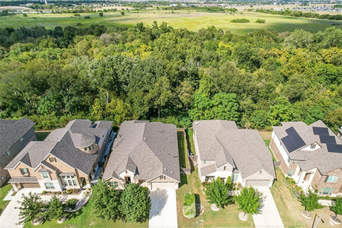 Photo of 2427 Centennial LOOP