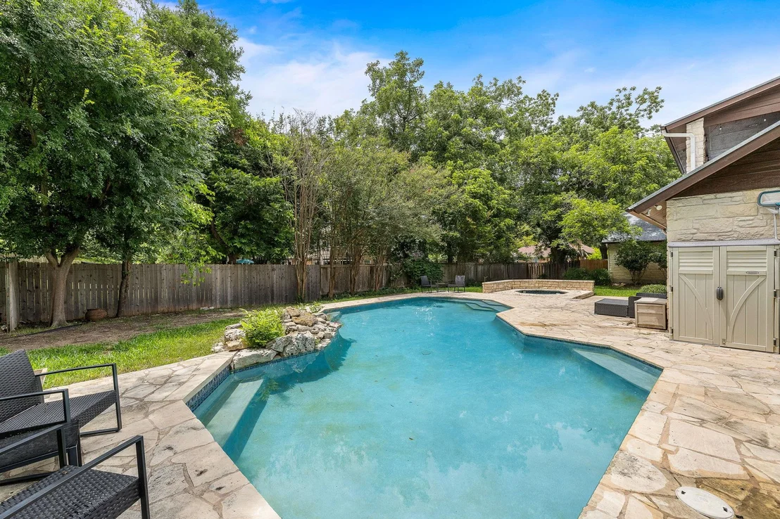 Photo of 3 Hillview DR