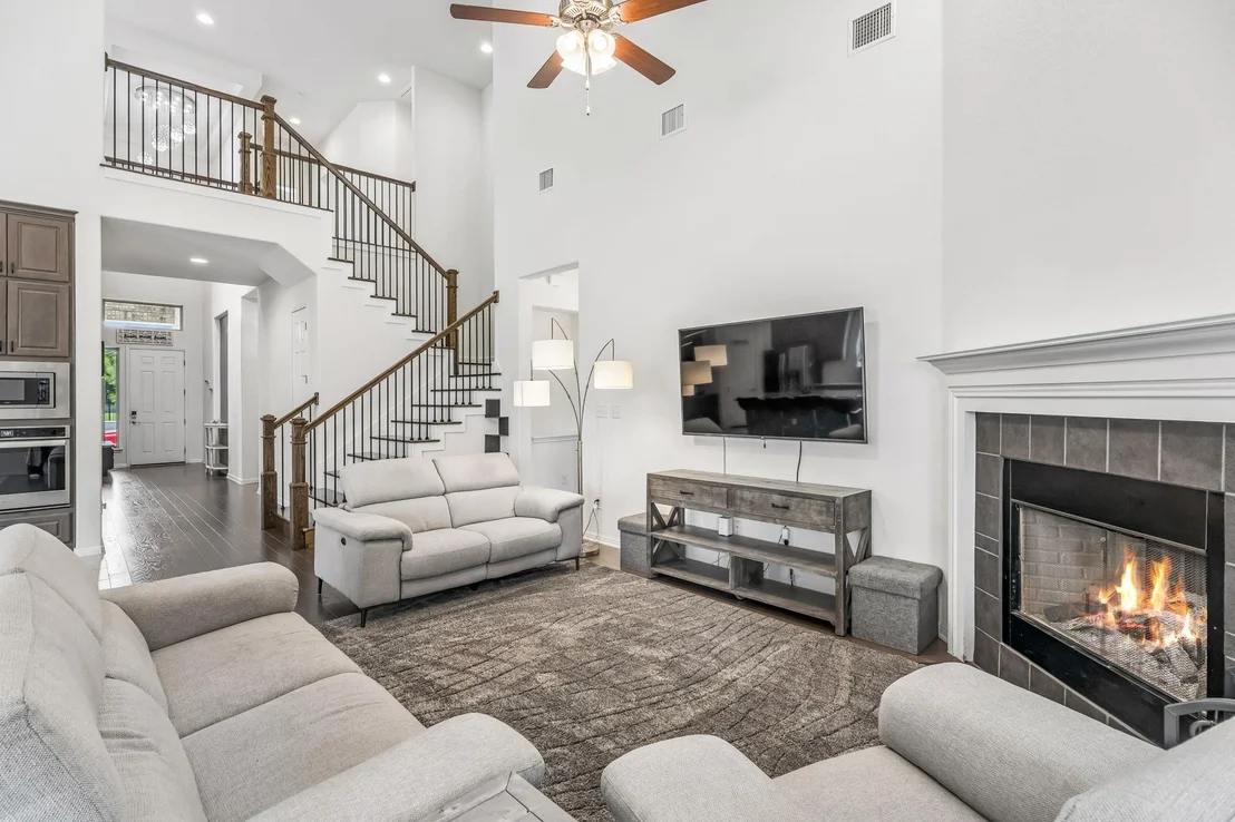 Photo of 2432 Soprano WAY