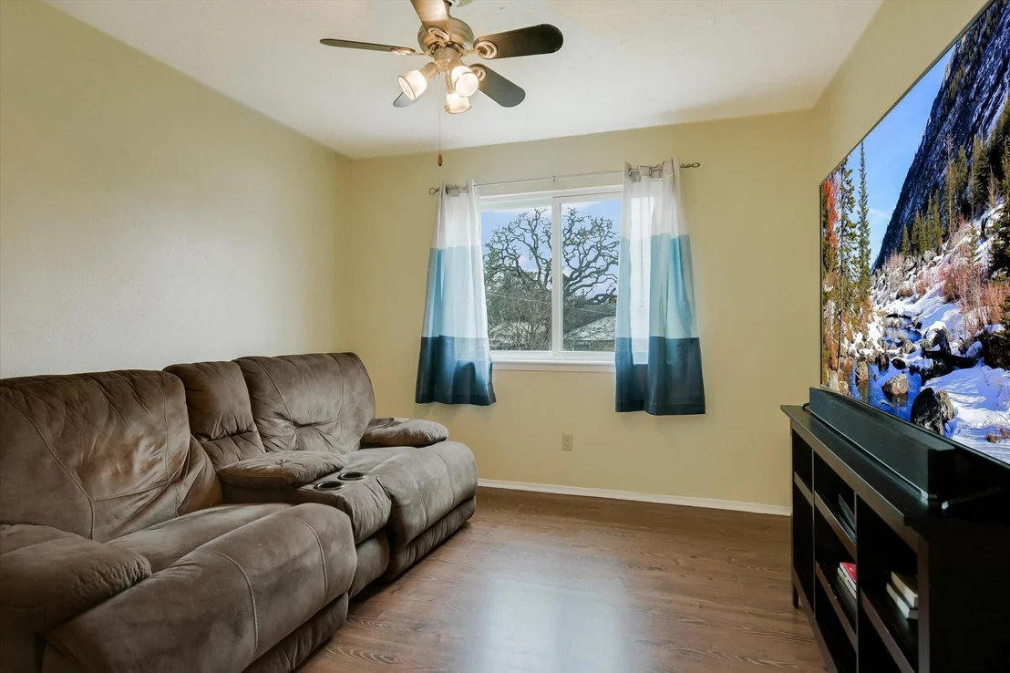 Photo of 205 Woodmont DR
