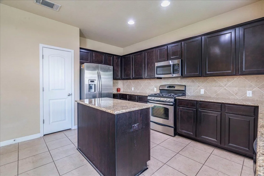 Photo of 809 Hometown PKWY