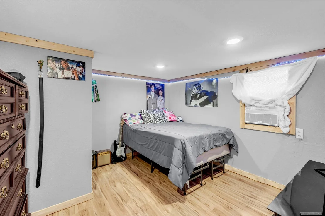 Photo of 700 Hale ST