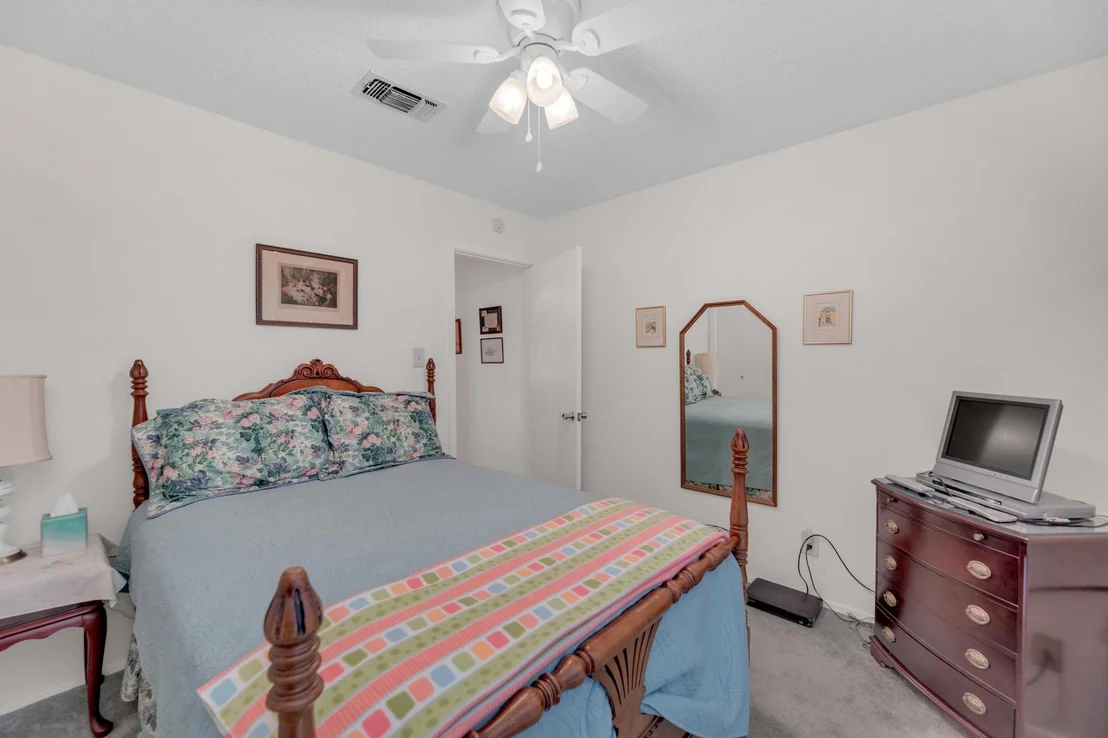 Photo of 3201 Foster LN