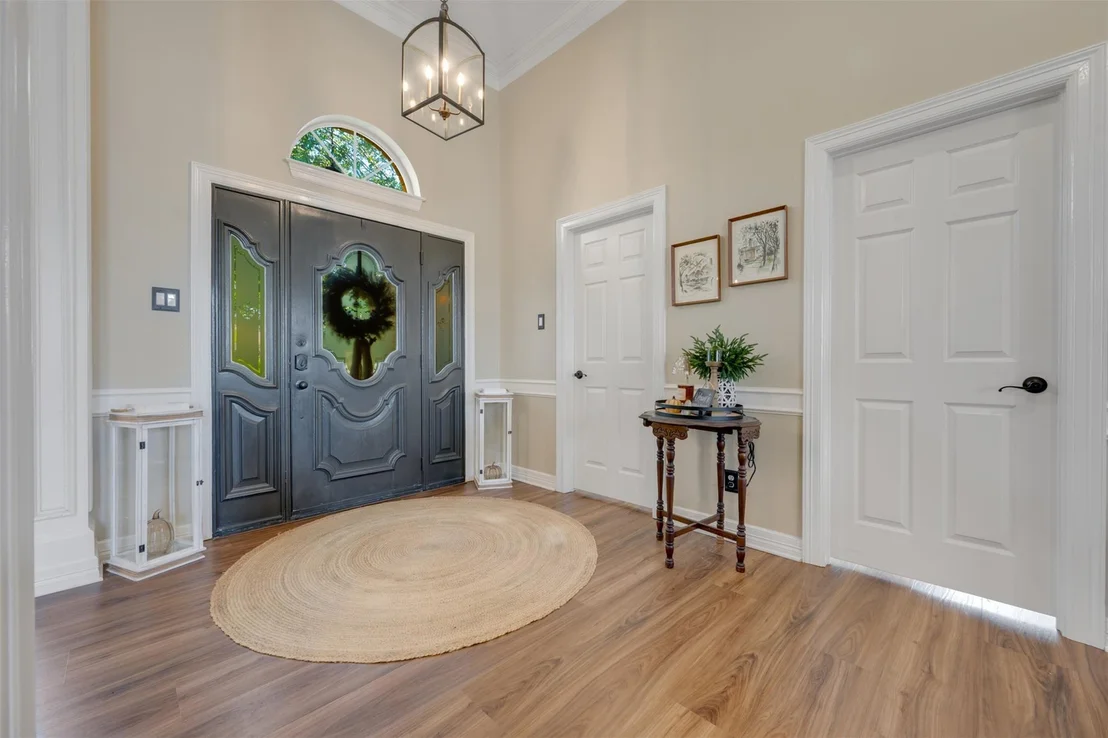 Photo of 1318 Spring Branch DR