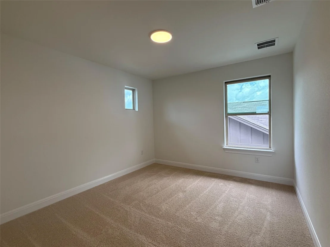 Photo of 132 Tenny LN