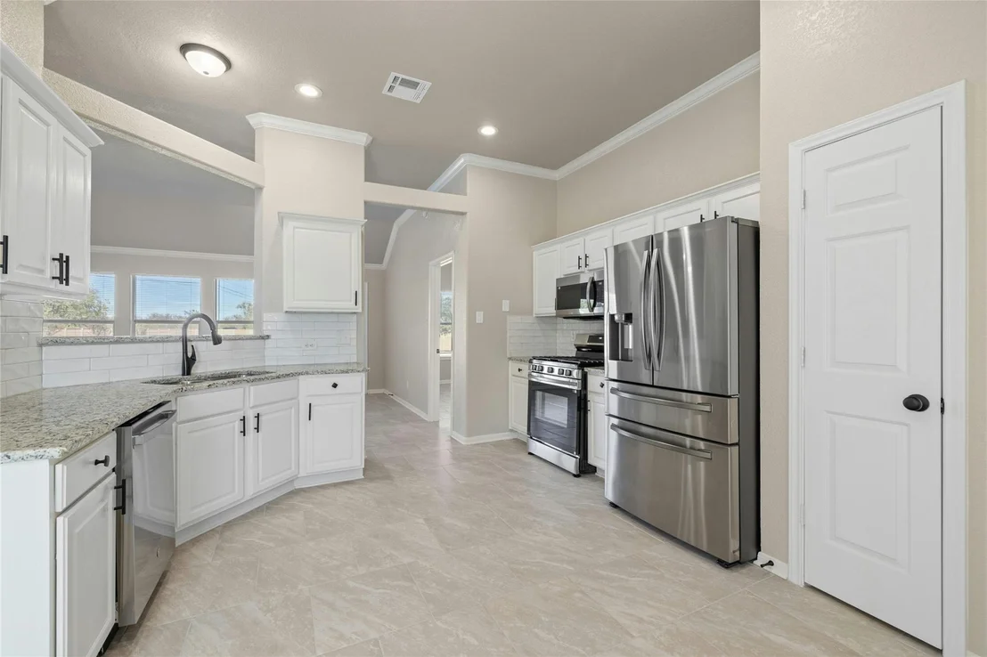 Photo of 246 Bastian LN