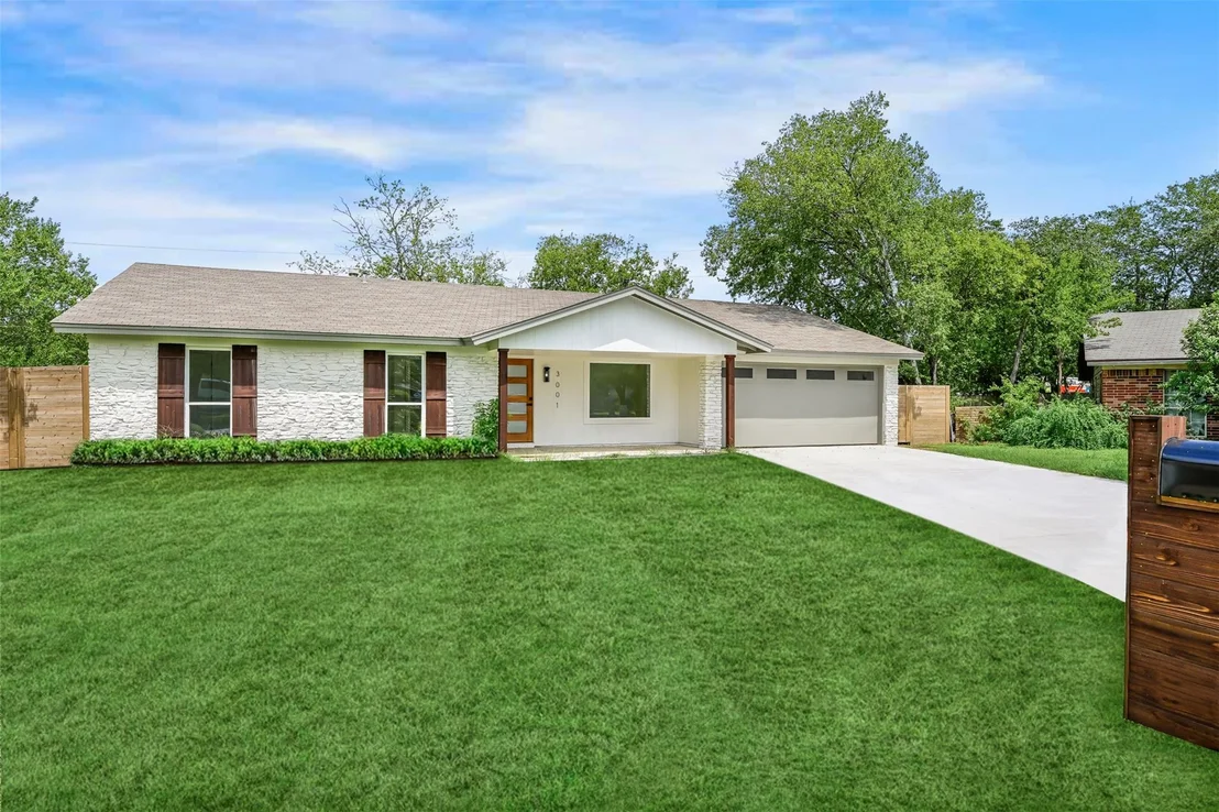 Photo of 3001 Cedarlawn CIR