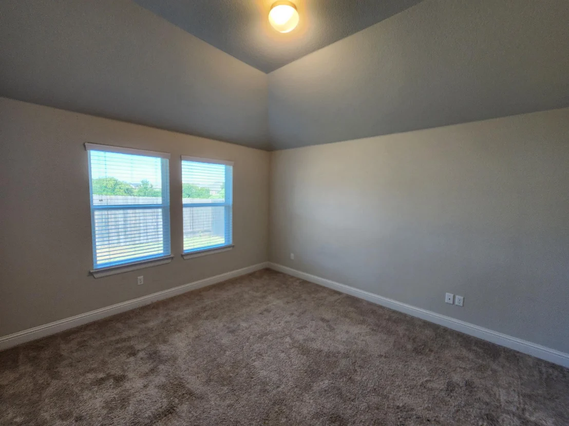 Photo of 313 Gaida Loop LOOP