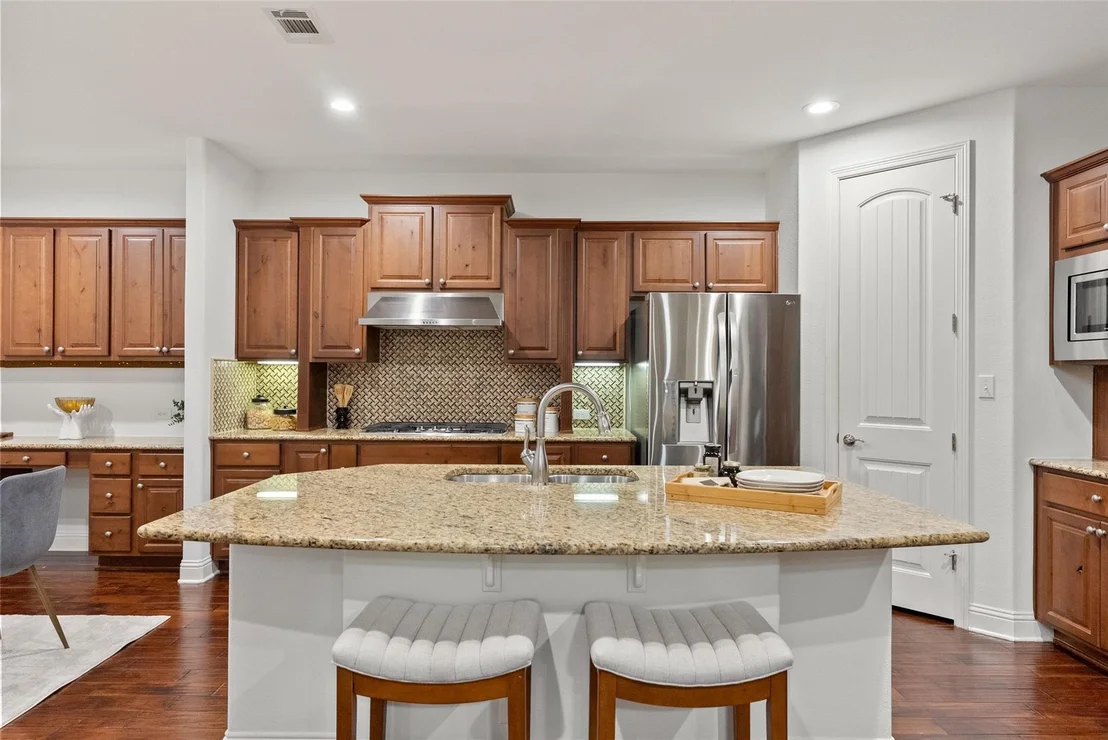 Photo of 302 Duffy LN