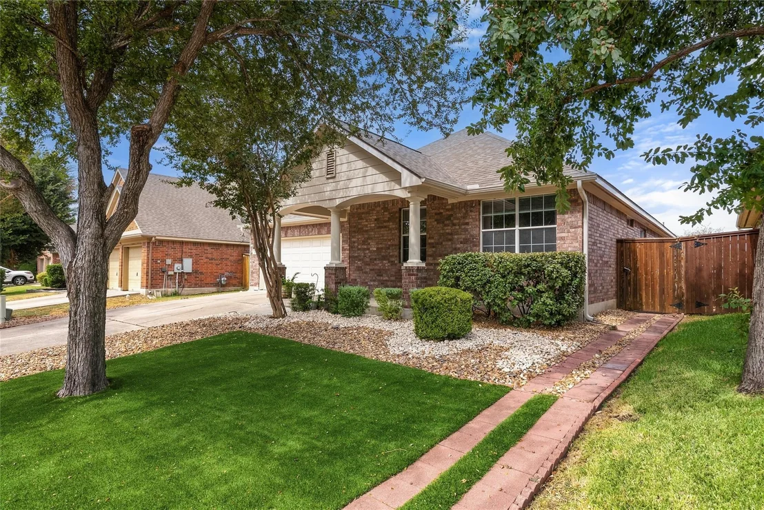 Photo of 11512 Shadow Creek DR