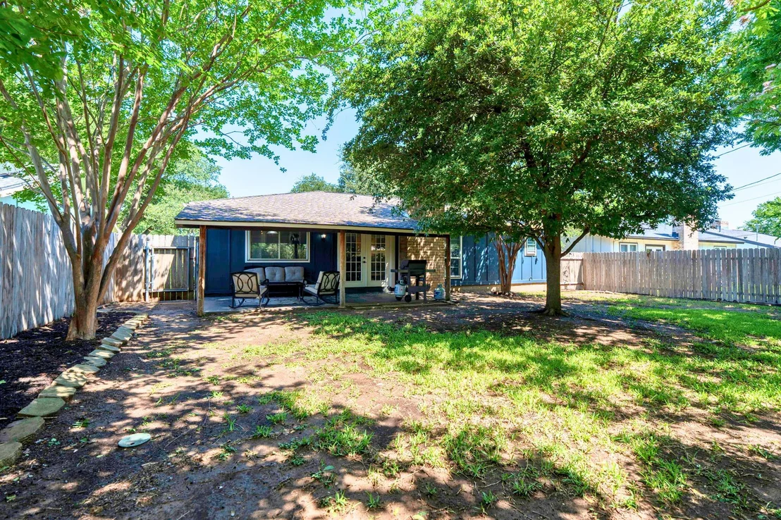 Photo of 907 Cactus DR