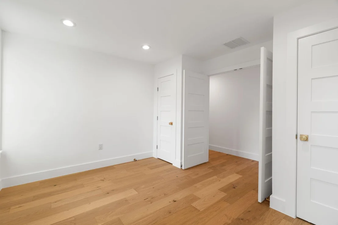 Photo of 5703 Marilyn DR
