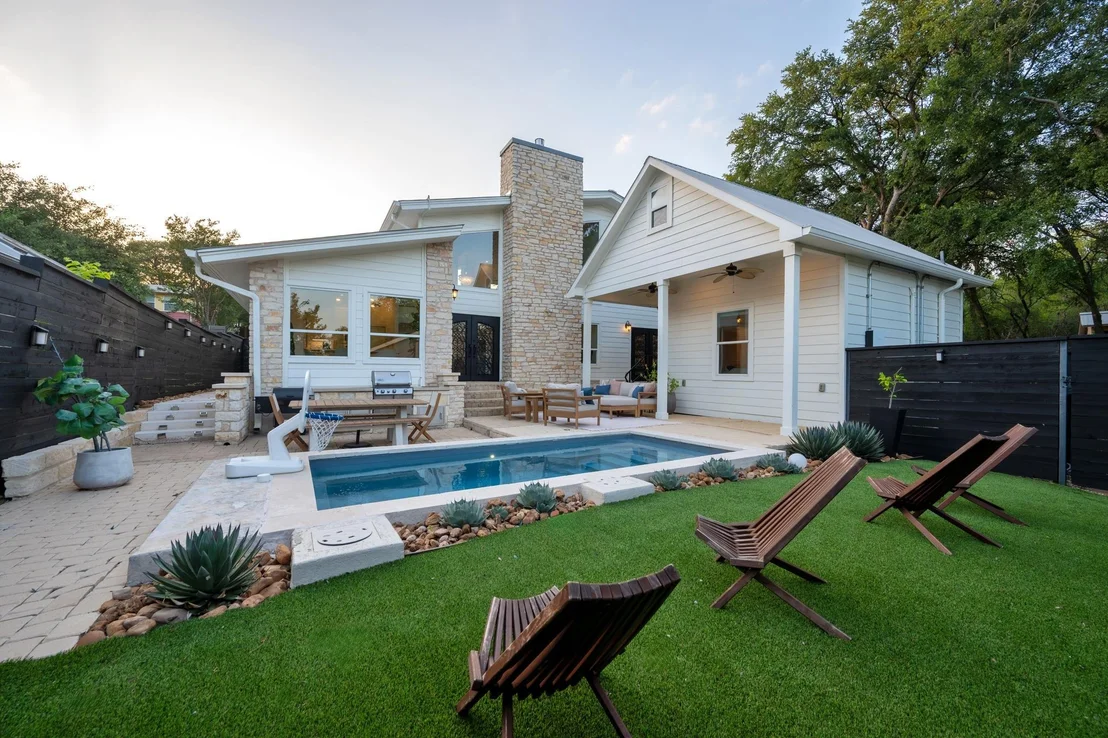 Photo of 1813 Crooked LN