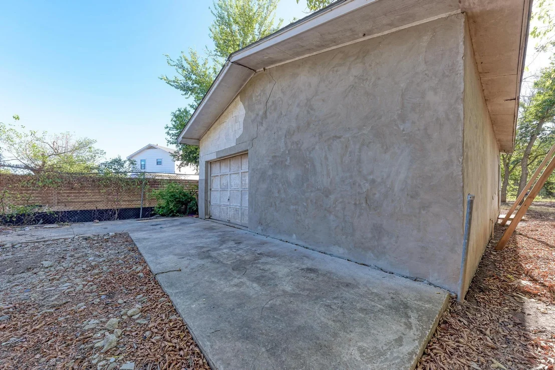 Photo of 718 Barbara DR