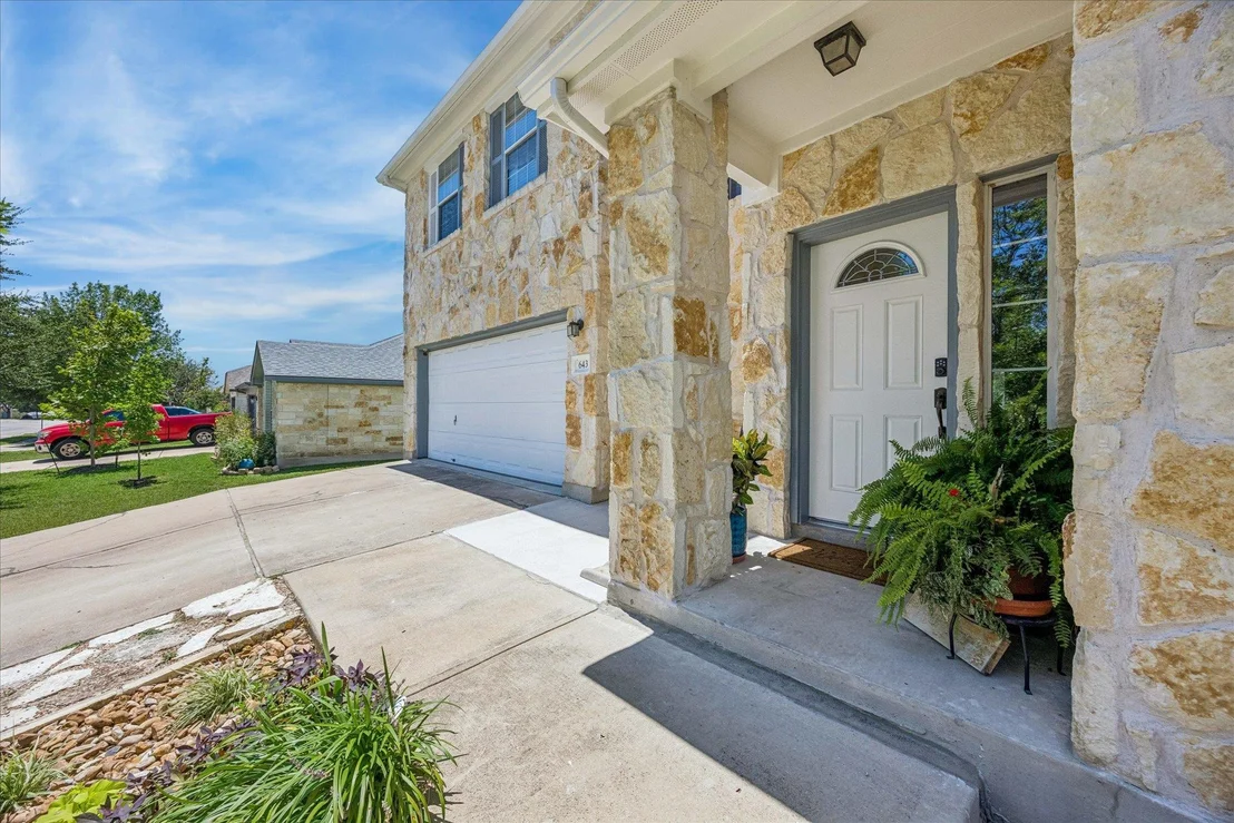 Photo of 643 Shadow Creek BLVD