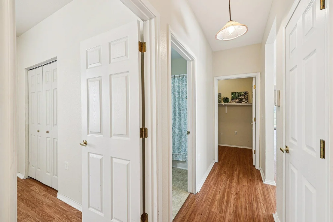 Photo of 323 Crockett LOOP