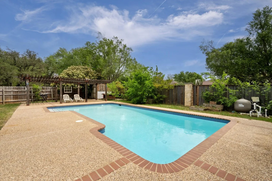 Photo of 16415 Lone Wolf DR