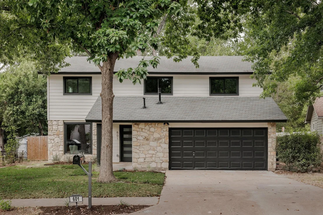 Photo of 601 Blackberry DR