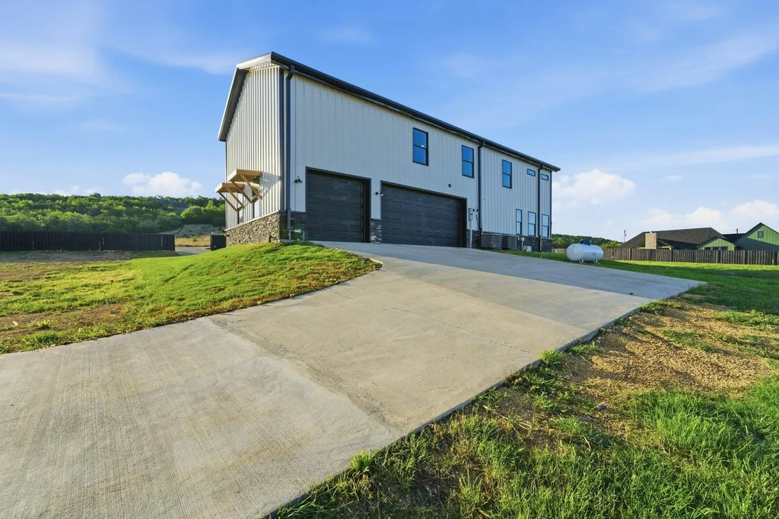 Photo of 1244 Hadley LN