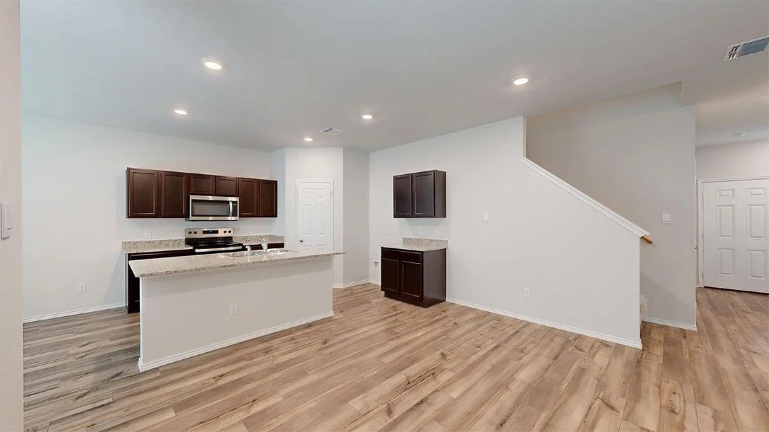 Photo of 505 Hector LOOP