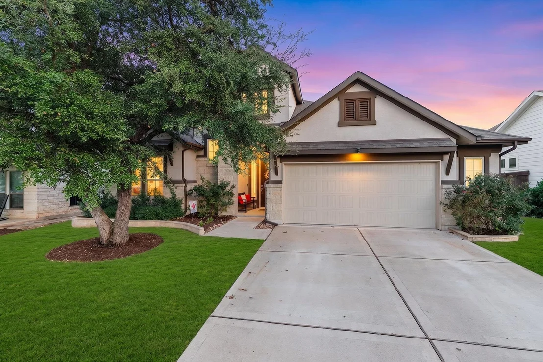 Photo of 812 Heartleaf DR