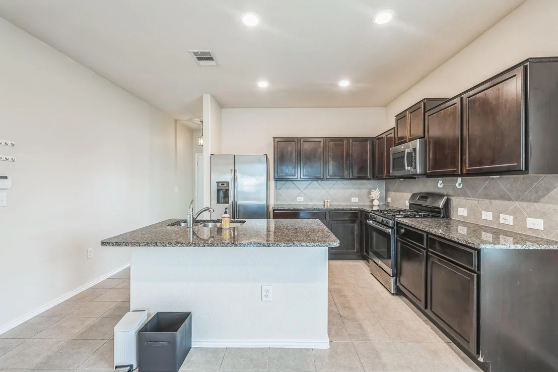 Photo of 3801 Black Granite DR