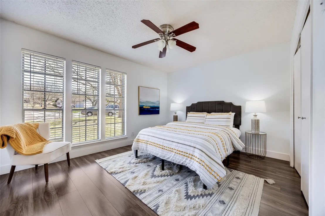 Photo of 1400 Brighton CIR