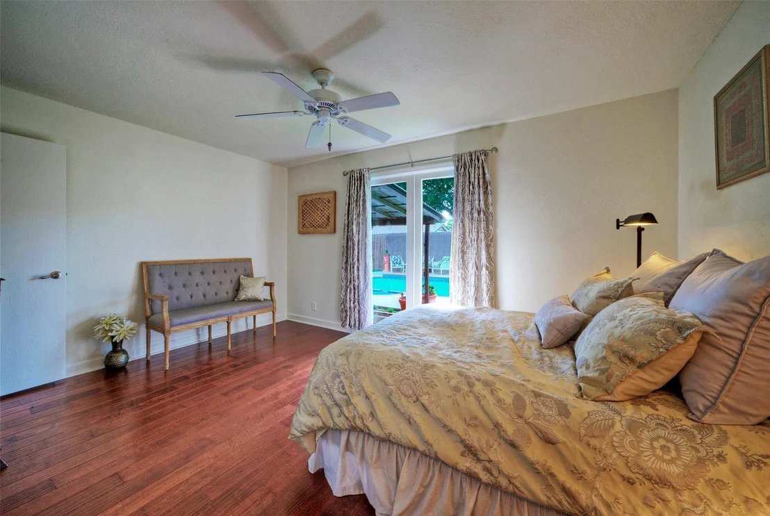 Photo of 10606 Barnhill DR